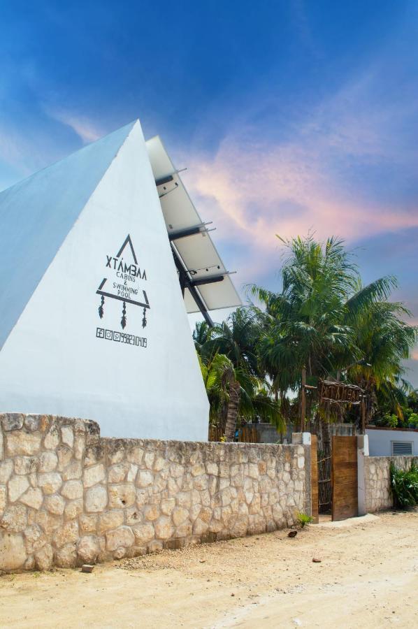 Xtambaa Cabins & Spa Only Adults El Cuyo Bagian luar foto
