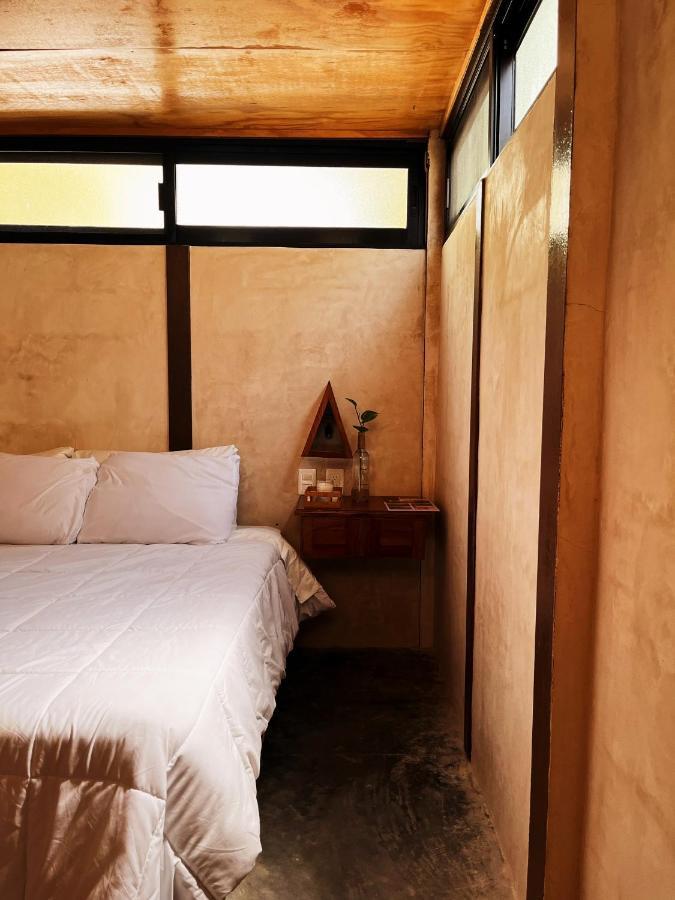 Xtambaa Cabins & Spa Only Adults El Cuyo Bagian luar foto