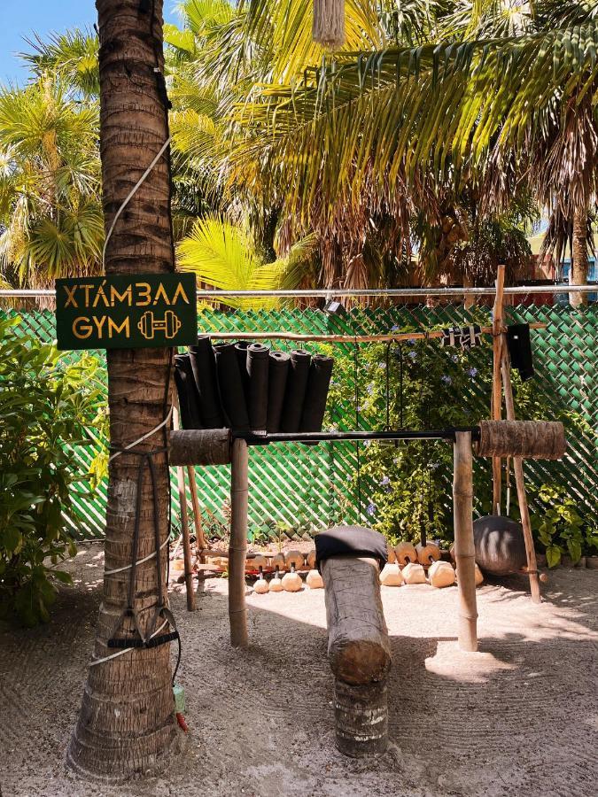 Xtambaa Cabins & Spa Only Adults El Cuyo Bagian luar foto
