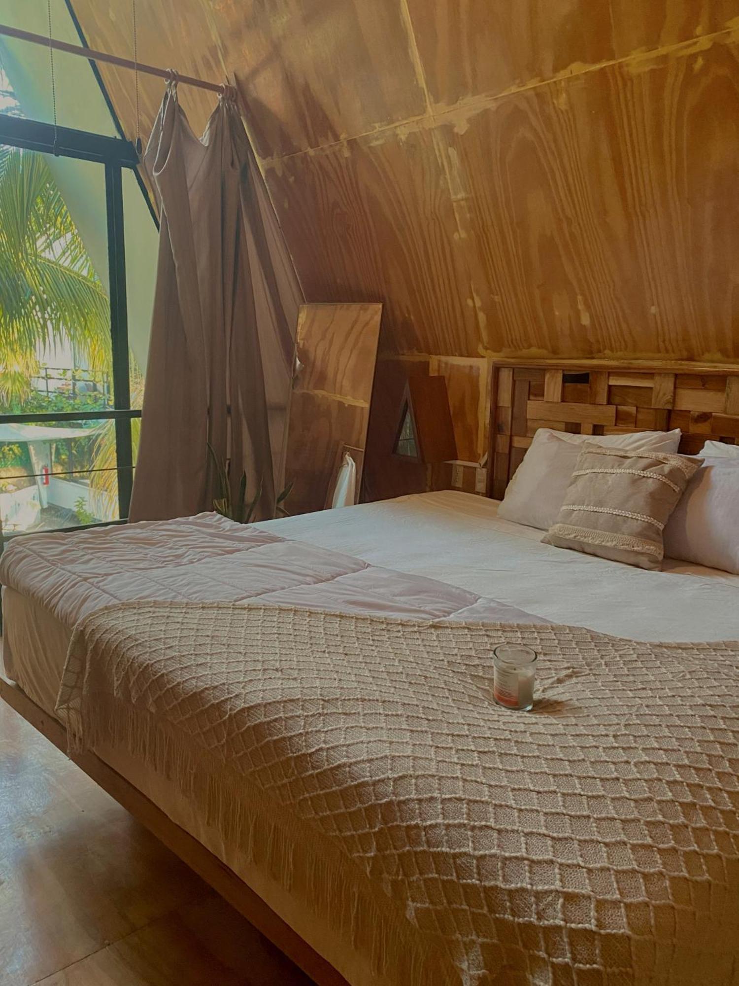 Xtambaa Cabins & Spa Only Adults El Cuyo Bagian luar foto