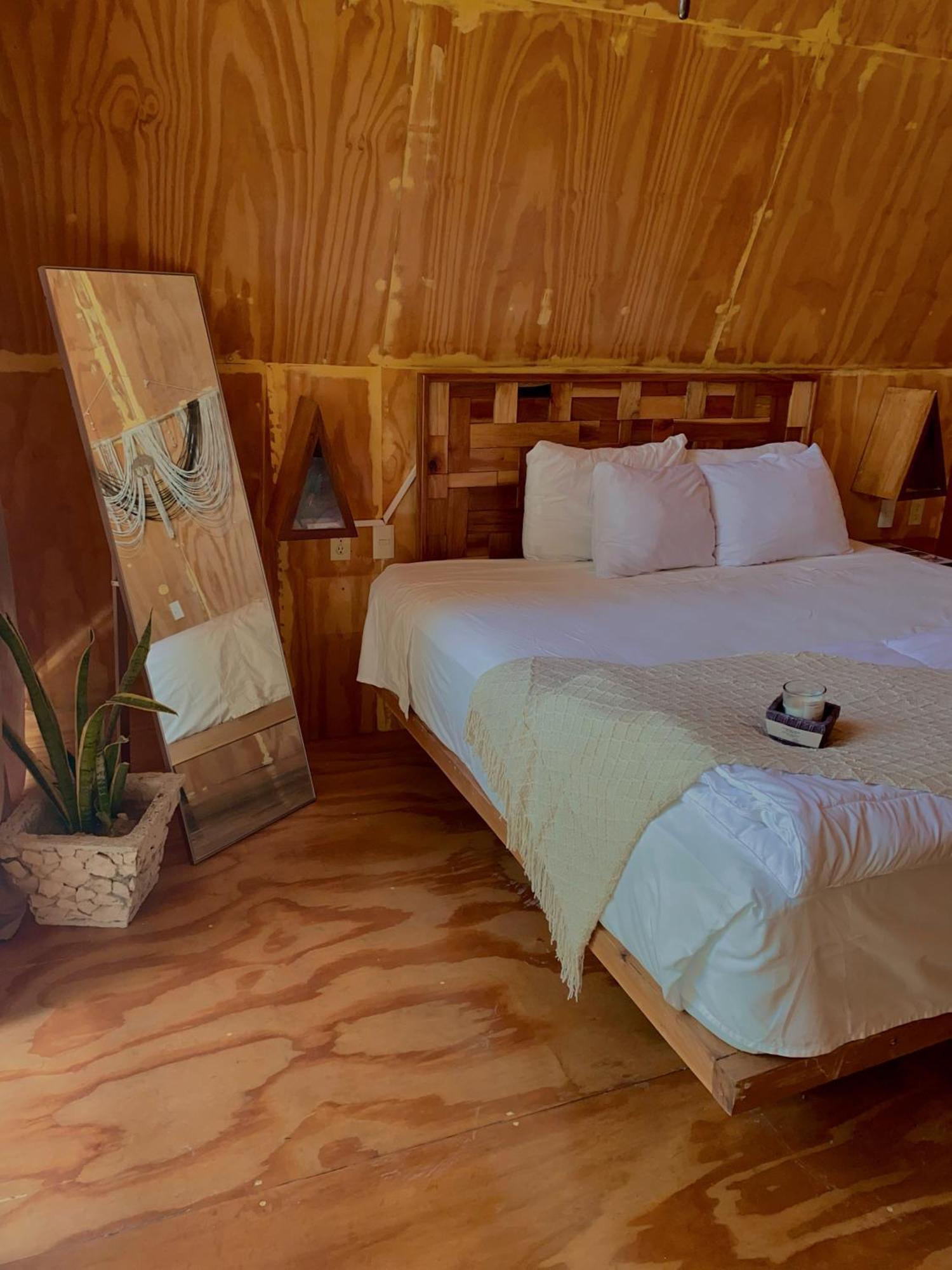 Xtambaa Cabins & Spa Only Adults El Cuyo Bagian luar foto
